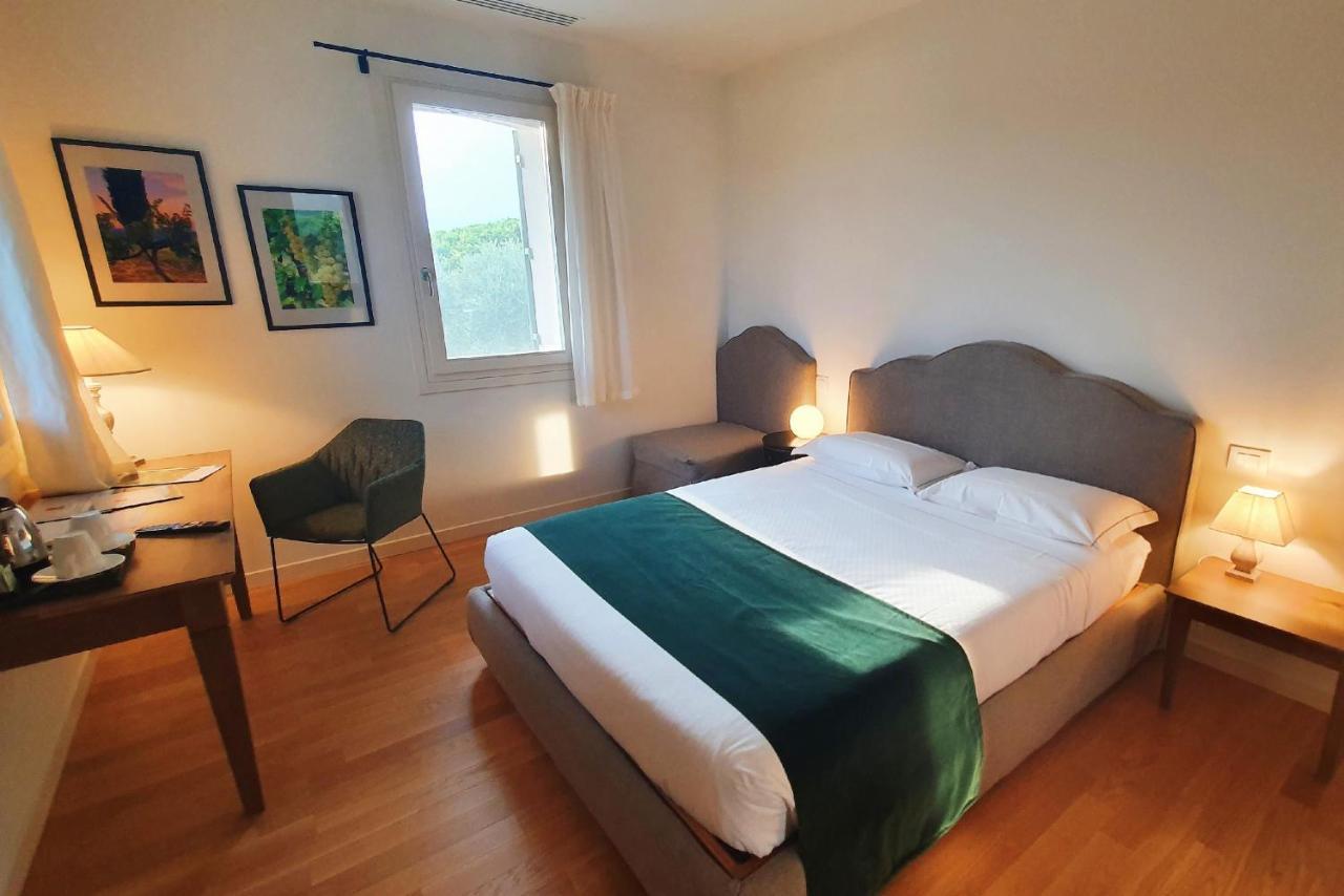 Tenuta Mani Sagge 산 피에트로 디 펠레토 외부 사진